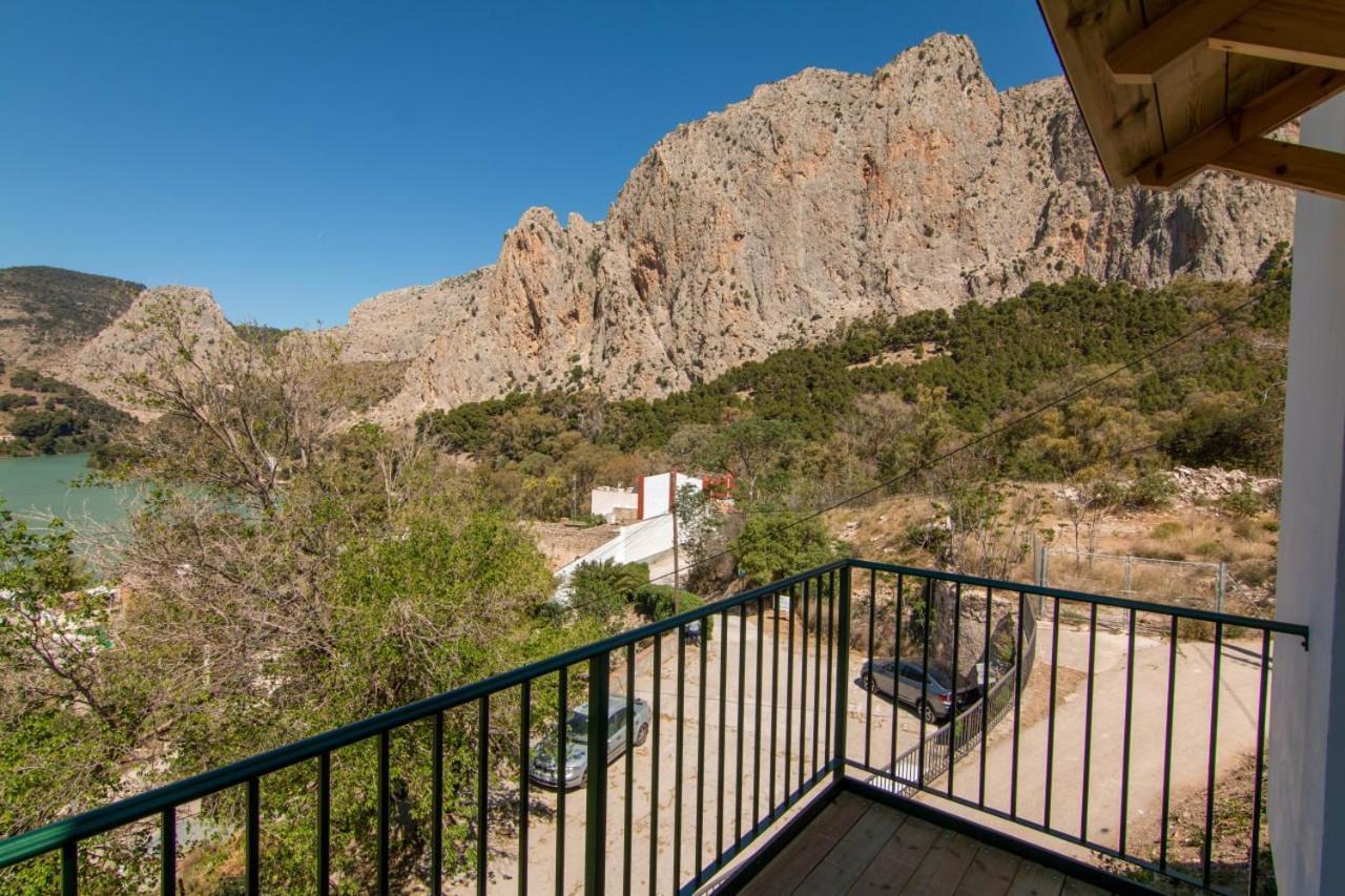 La Barberia De Miguel El Chorro Exterior foto