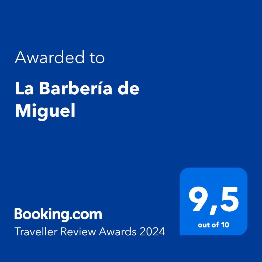 La Barberia De Miguel El Chorro Exterior foto